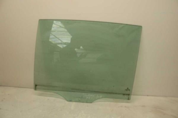 VITRE ARRIERE GAUCHE VW TOURAN 9/2015+ - Vue 1